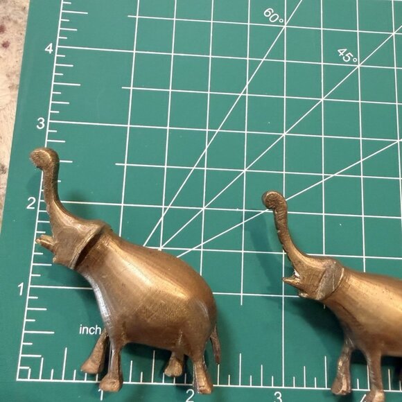 3 VTG MCM Brass Elephants Figurines Good Luck Hollywood Regency Paper Weights - Picture 7 of 9